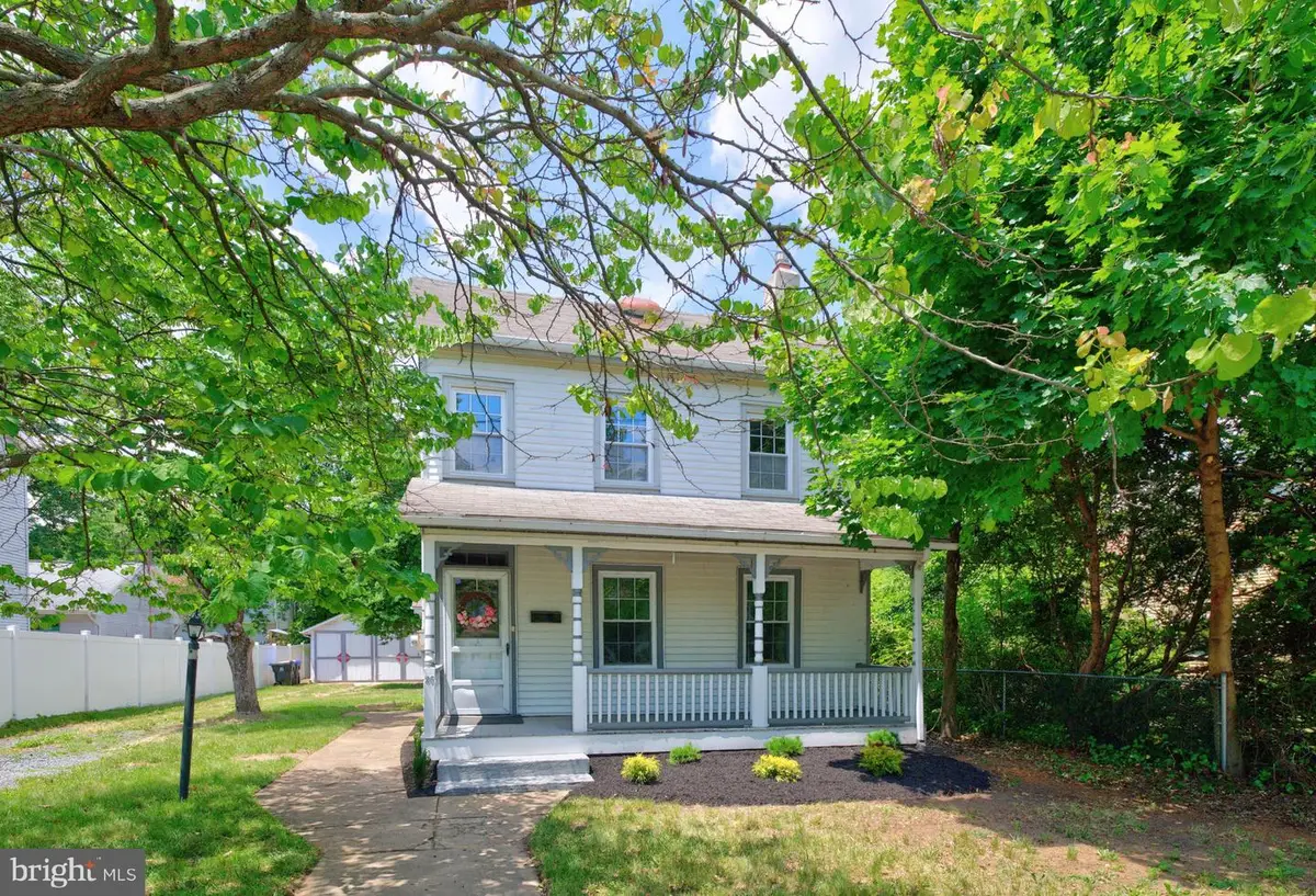 26 Kossman St, East Brunswick, NJ 08816 - #1