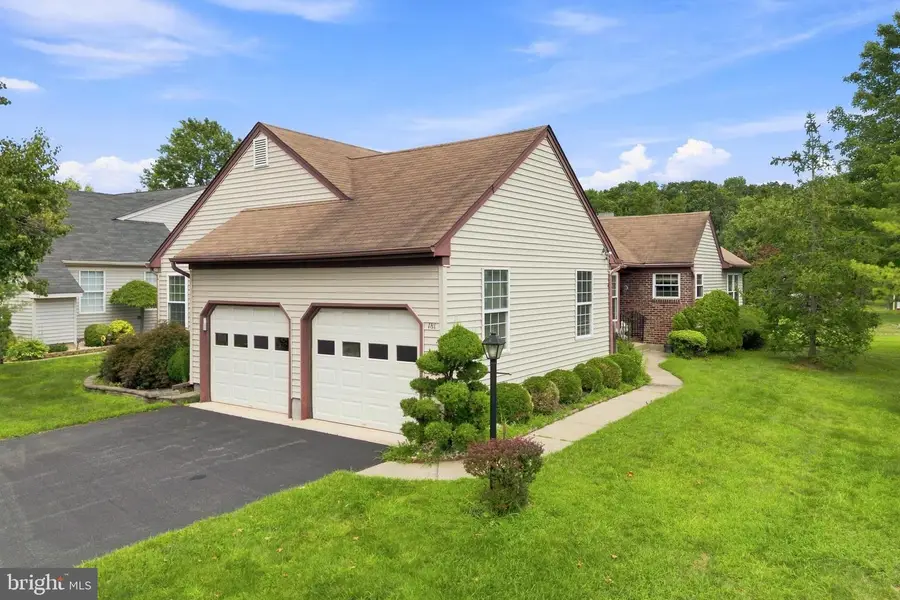 181 Concordia Cir, Monroe, NJ 08831 - #3