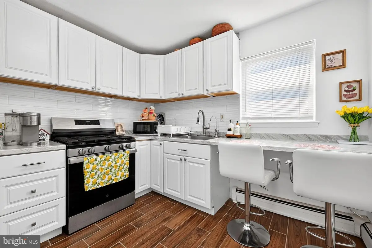 46 Gramercy Gardens Gdns #b, Middlesex, NJ 08846 - #1