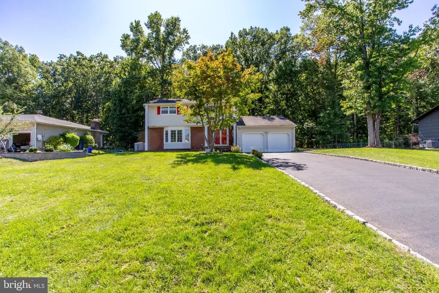 14 Woodmere Rd, North Brunswick, NJ 08902 - #2