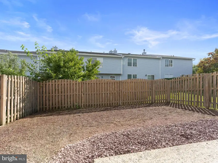 18 Spruce St, Monroe, NJ 08831 - #2