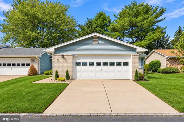 719 Delair Rd #719b, MONROE TWP, NJ 08831