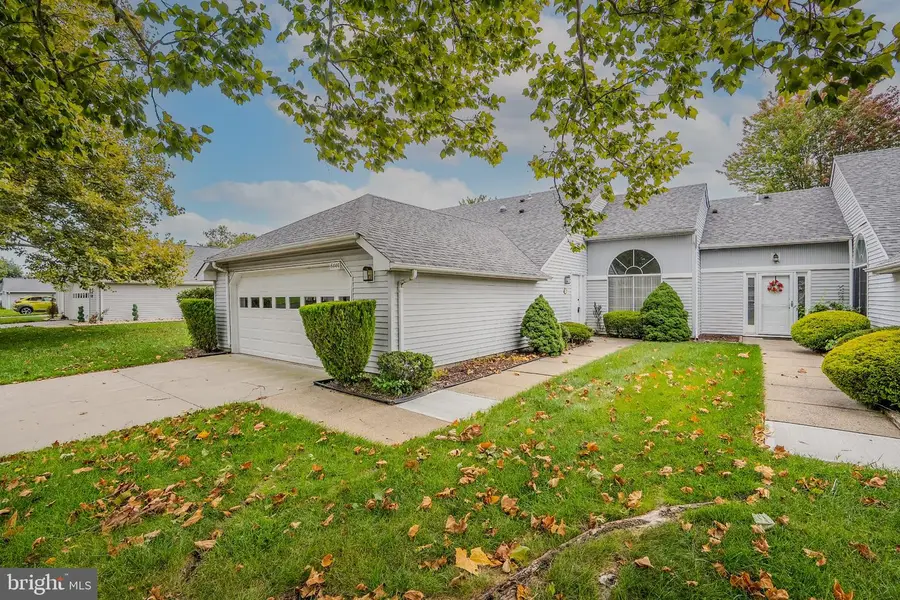 644 A Nutley Dr, Monroe, NJ 08831 - #2