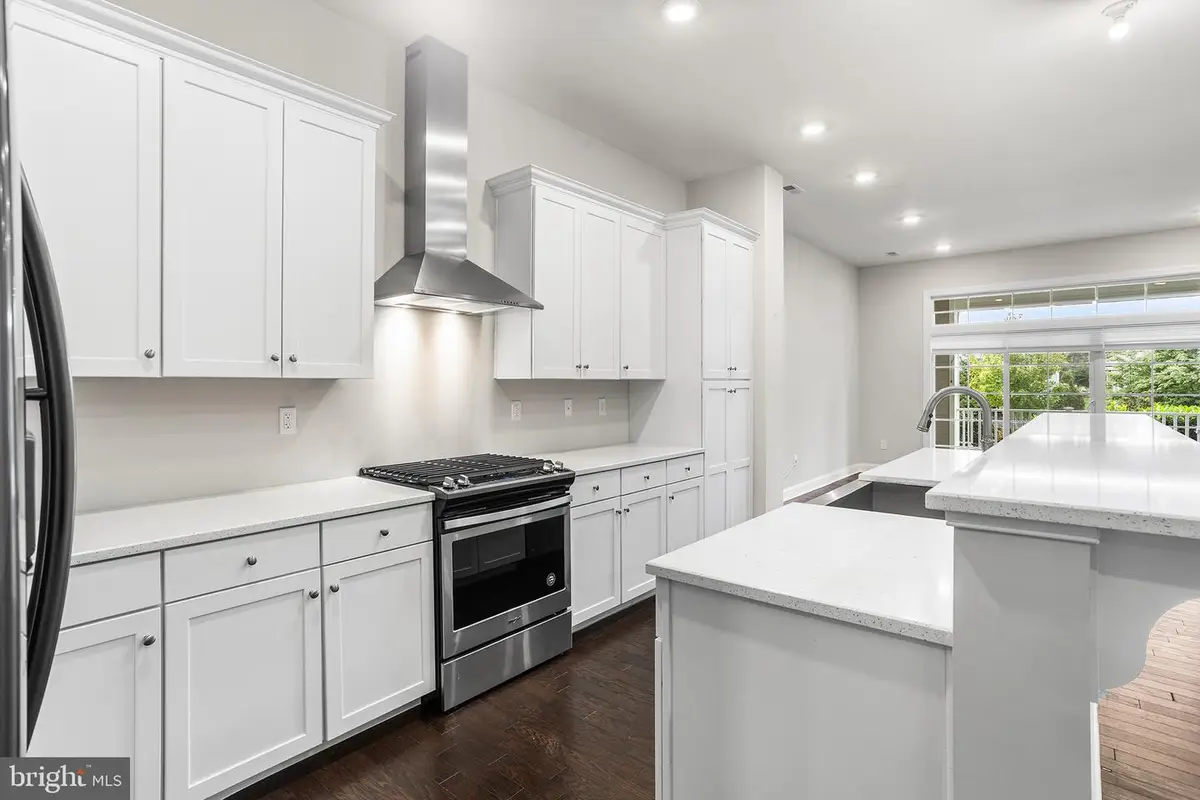 38 Hamilton Dr, Cranbury, NJ 08512 - #1