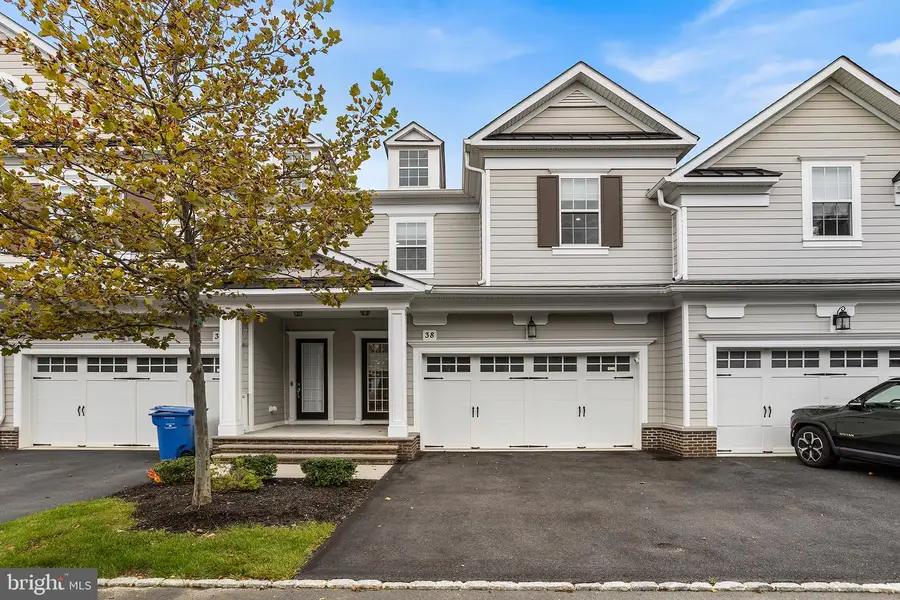 38 Hamilton Dr, Cranbury, NJ 08512 - #2