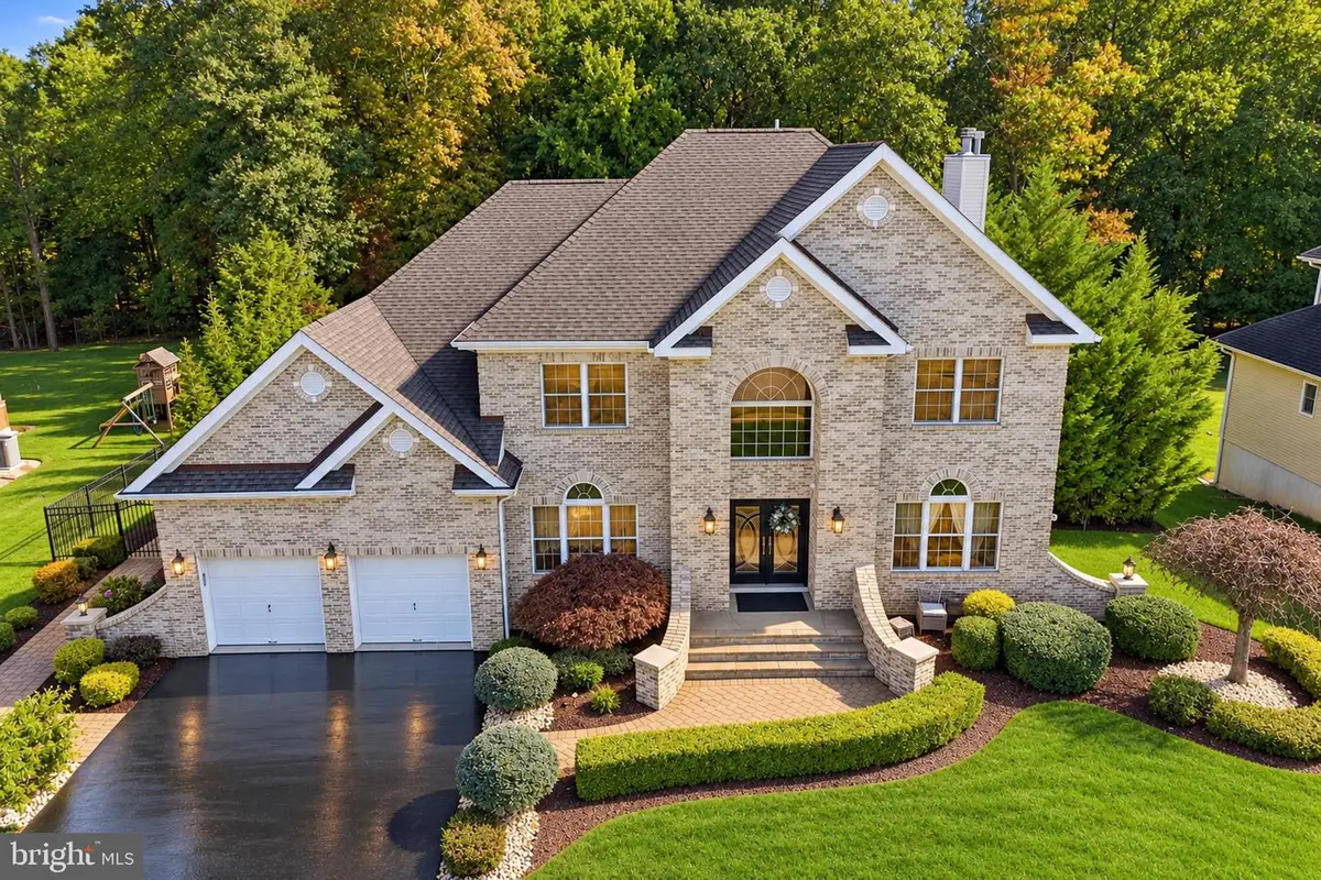 10 Treetops Dr, Monroe, NJ 08831 - #1