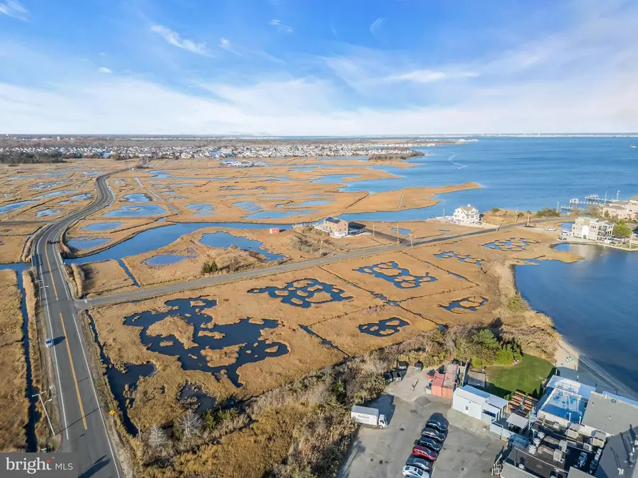 1011 Balsam Dr, Bayville, NJ 08721 - Image #3