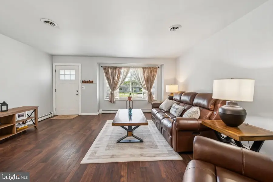 44 Gardenia Way, Toms River, NJ 08755 - Image #3