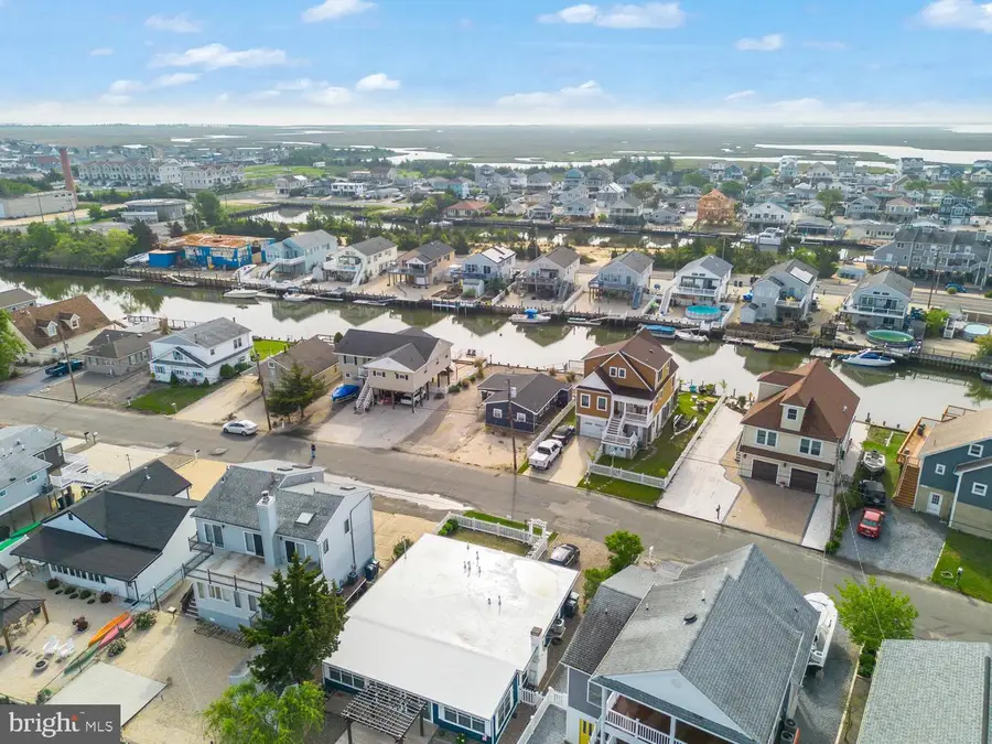 129 S Captains Dr, Little Egg Harbor Township, NJ 08087 - Image #3