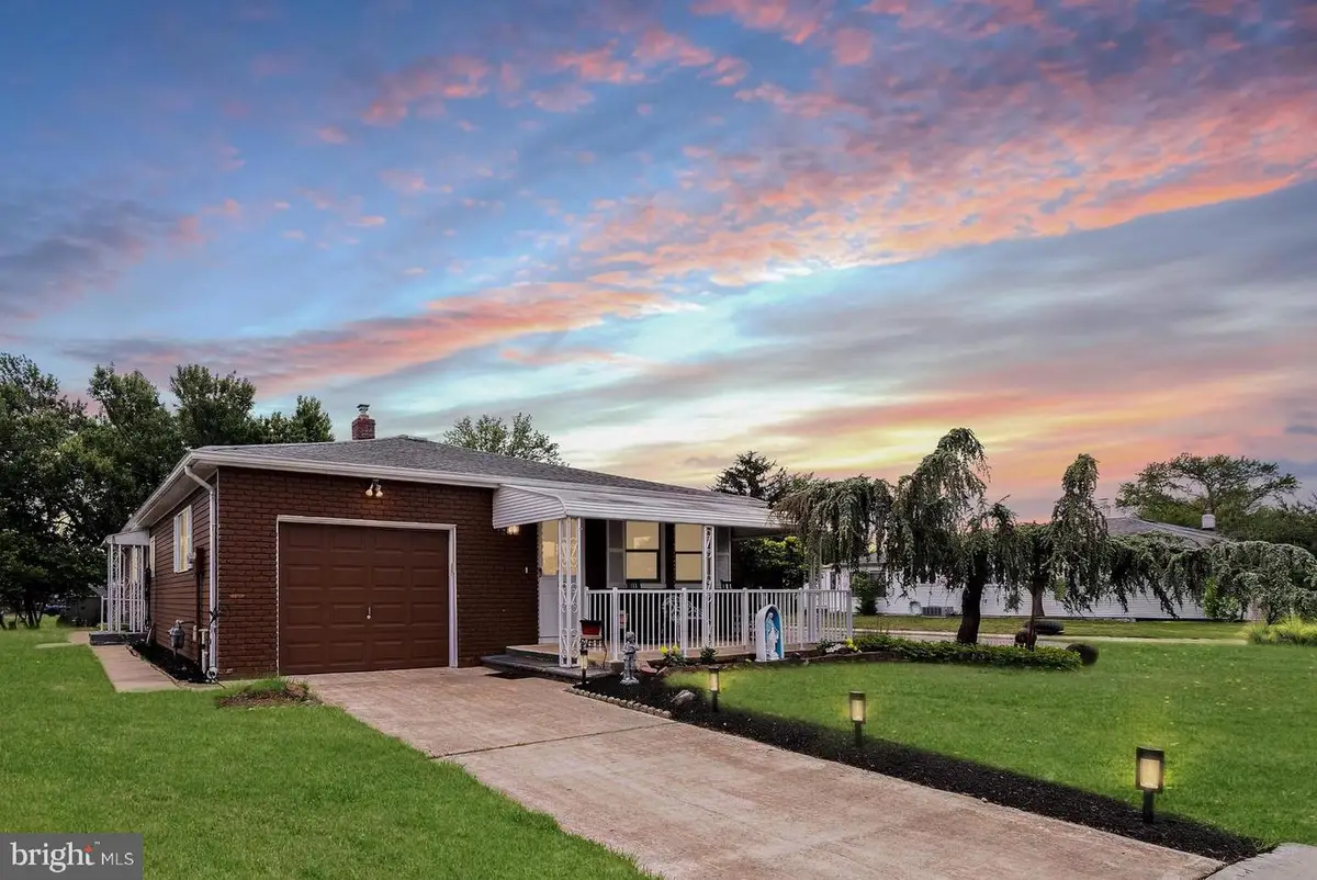 162 Harrington Dr N, Toms River, NJ 08757 - Image #1