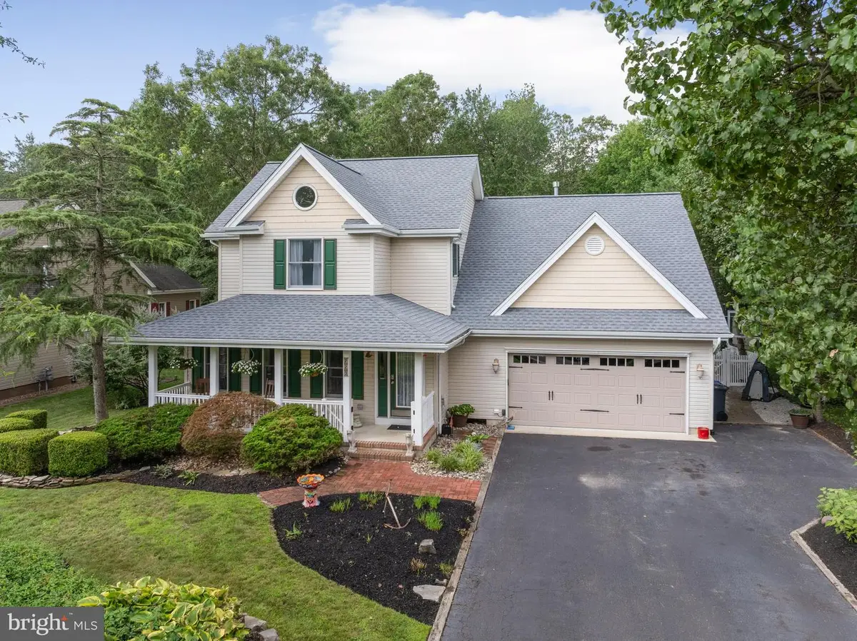 223 Hilliard Blvd, Manahawkin, NJ 08050 - Image #1