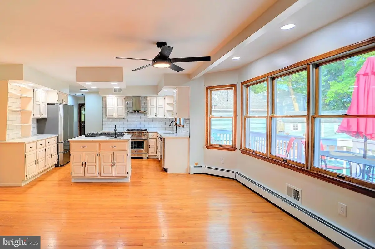 705 Princeton Rd, Lanoka Harbor, NJ 08734 - Image #1