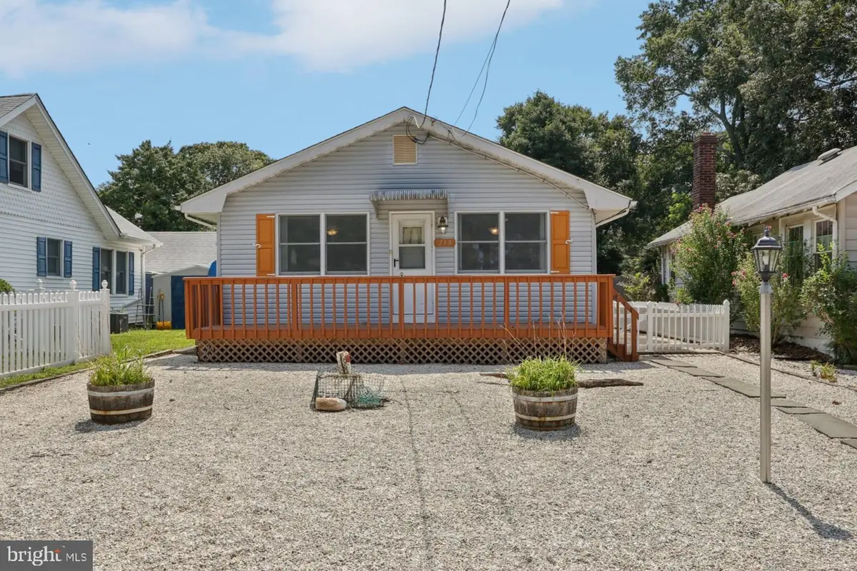 218 Swan Blvd, Toms River, NJ 08753 - Image #1