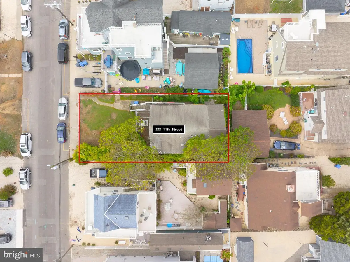 221 11th St, Beach Haven, NJ 08008 - Image #1