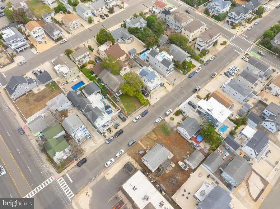 221 11th St, Beach Haven, NJ 08008 - Image #2