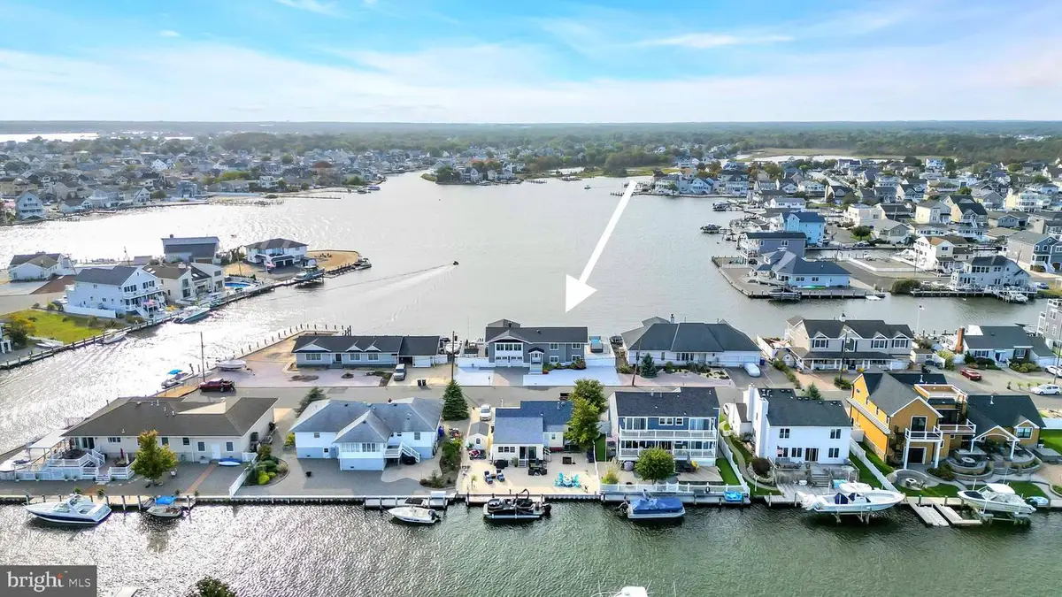 8 Channel Rd, Toms River, NJ 08753 - Image #1