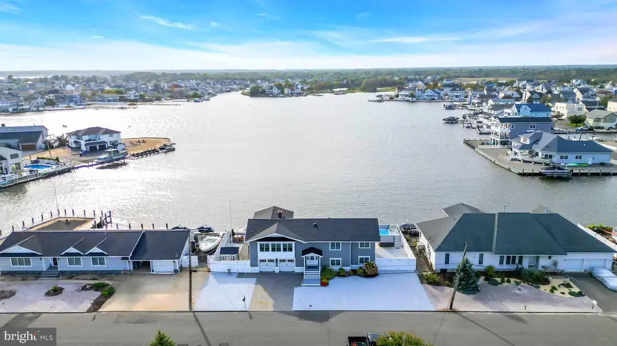 8 Channel Rd, Toms River, NJ 08753 - Image #3