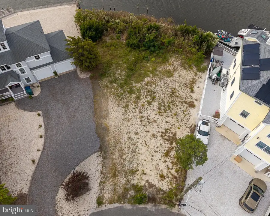 733 Twin Lakes Blvd, Little Egg Harbor Township, NJ 08087 - Image #2