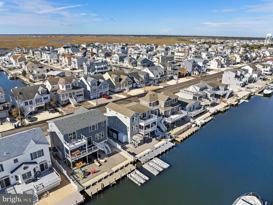 1374 Paul Blvd, Manahawkin, NJ 08050 - Image #2