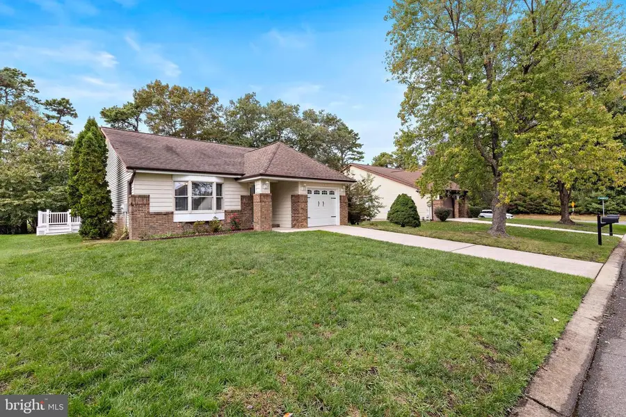 102 Ash Rd, Manahawkin, NJ 08050 - #2