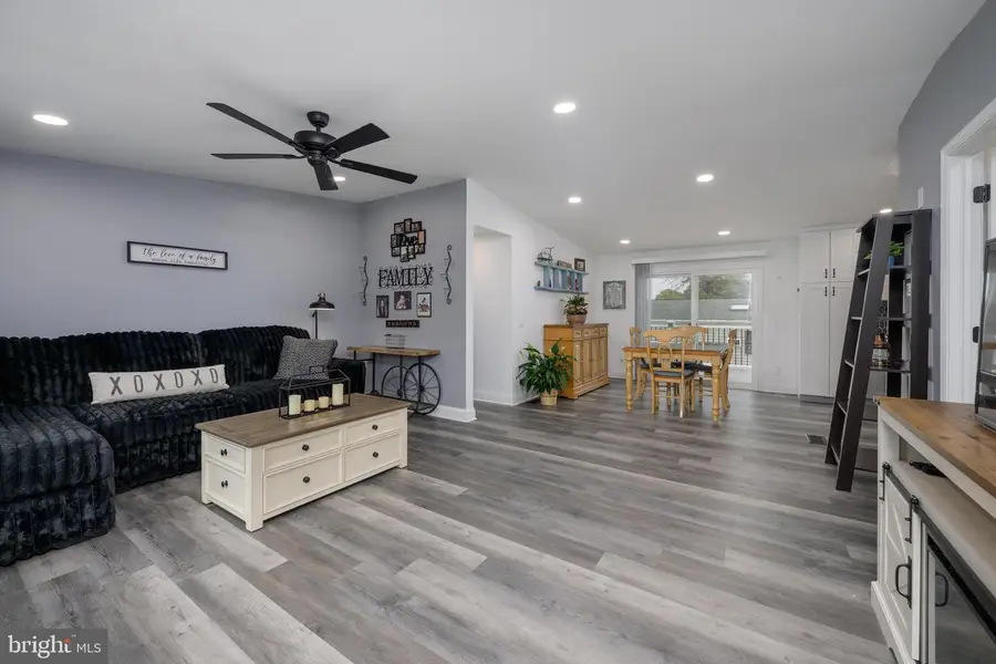 401 Maplehurst, Manchester Township, NJ 08759 - Image #3