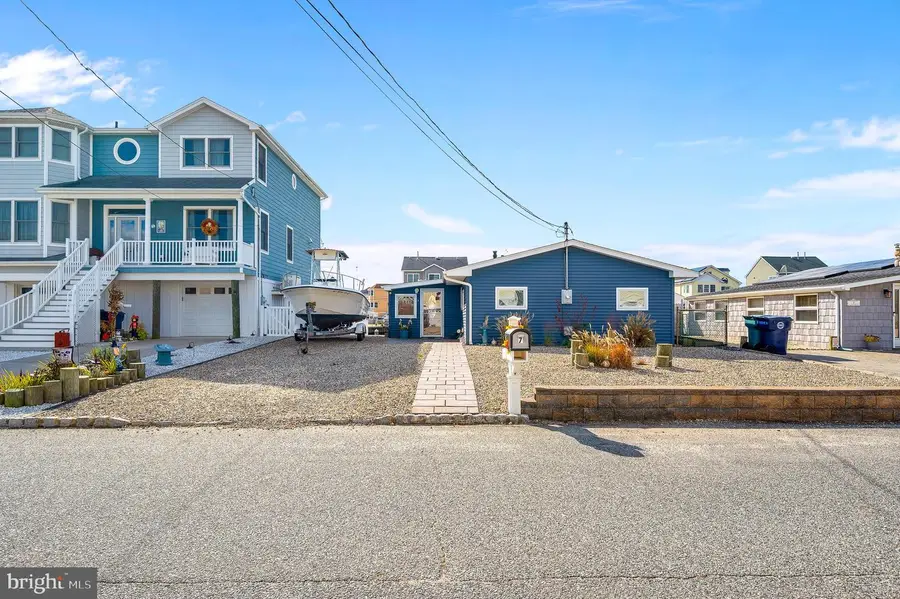 7 W Schuylkill Rd, Little Egg Harbor Township, NJ 08087 - Image #2