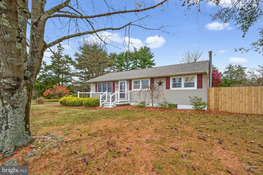 5 Buckalew Ln, New Egypt, NJ 08533 - Image #2