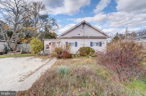 886 Radio Rd, LITTLE EGG HARBOR TWP, NJ 08087