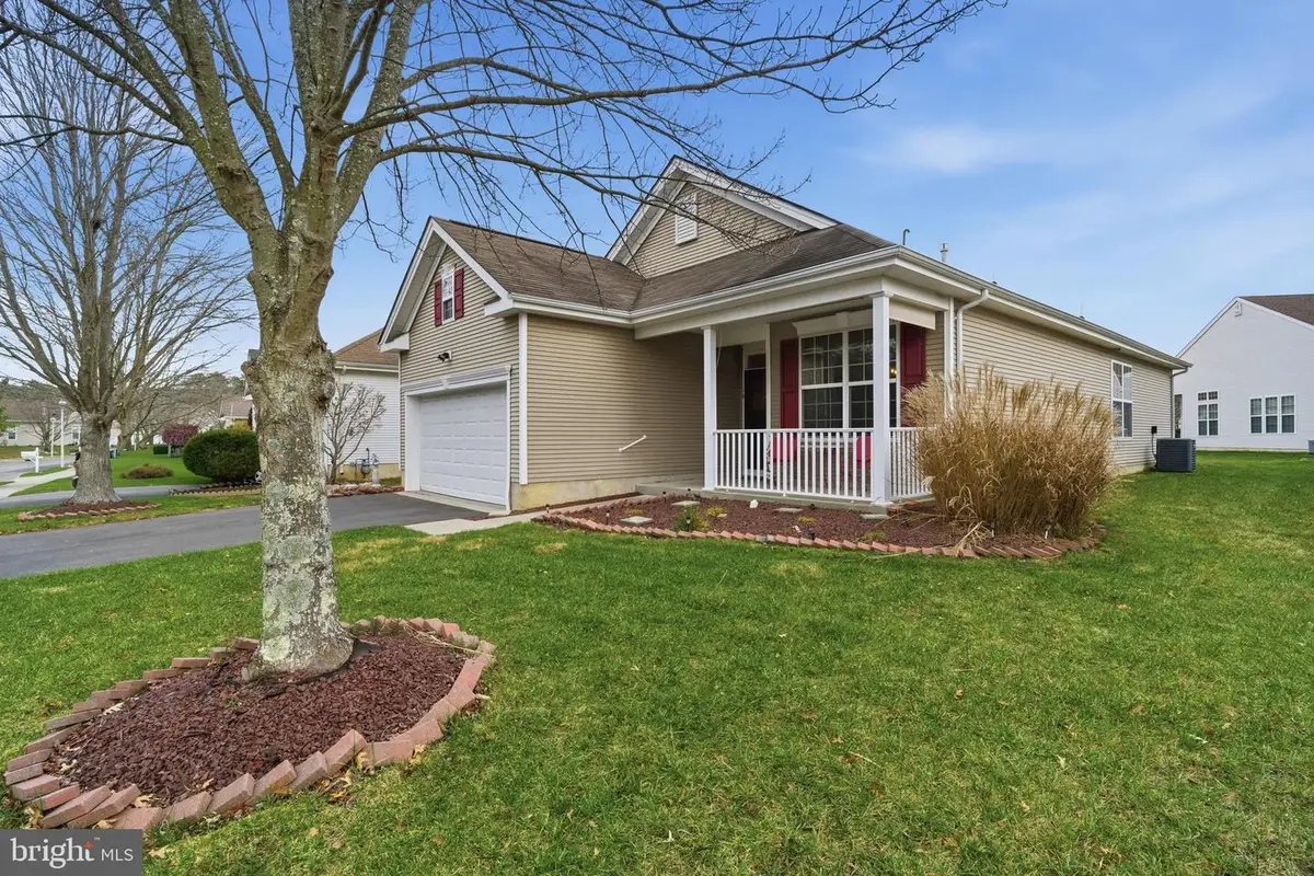 14 Hidden Lake Cir, Barnegat, NJ 08005 - Image #1