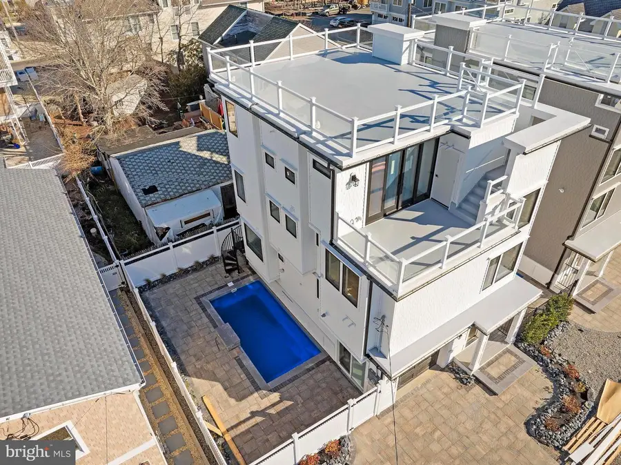 101 W 15th St, Long Beach, NJ 08008 - Image #2