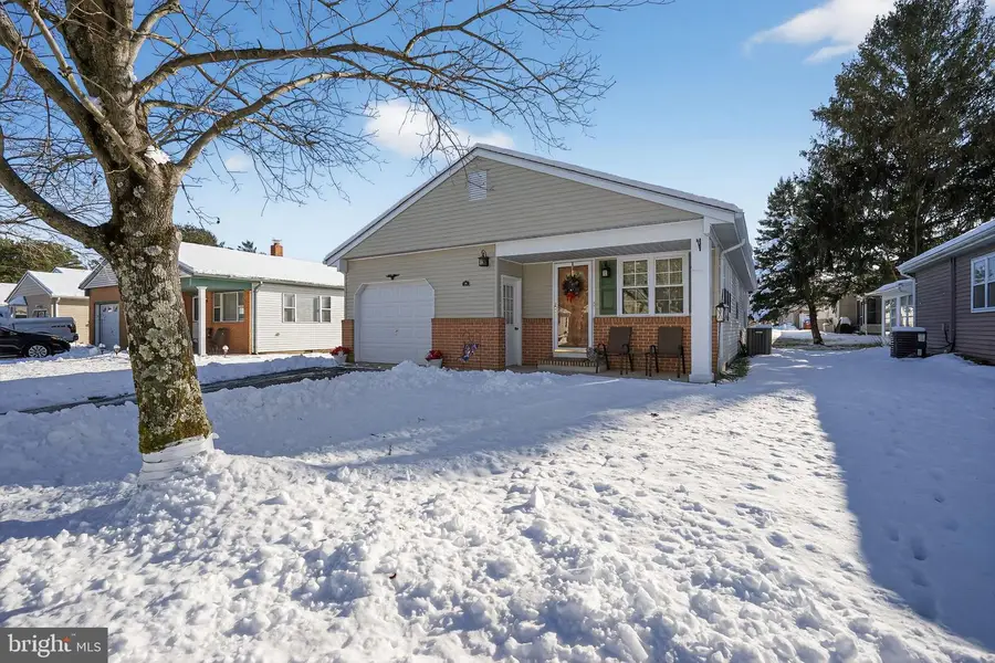 14 Doral Dr, Toms River, NJ 08757 - Image #2