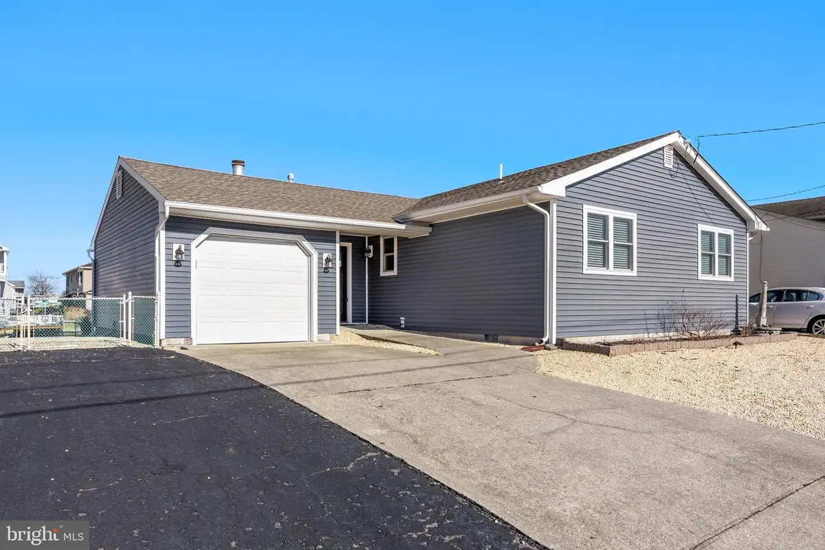 121 E Schuylkill Rd, Tuckerton, NJ 08087 - #1