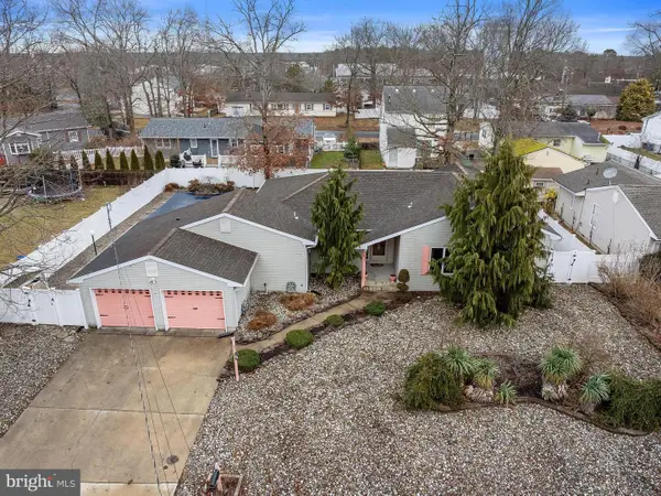 812 Chelsea St, FORKED RIVER, NJ 08731