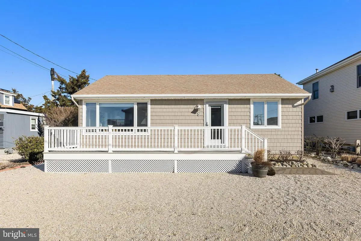 9 W 79th St, Harvey Cedars, NJ 08008 - Image #1