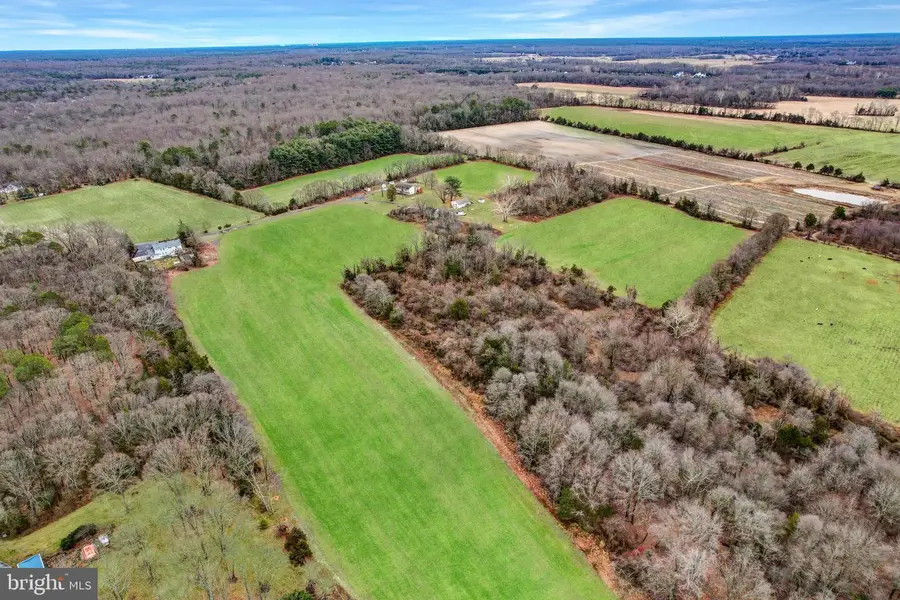 170-174 W Millstream Rd, Cream Ridge, NJ 08514 - Image #3