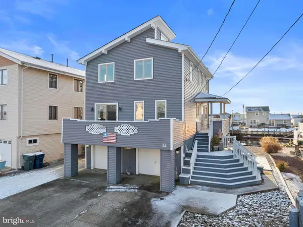 22 S Dayton, LITTLE EGG HARBOR TWP, NJ 08087