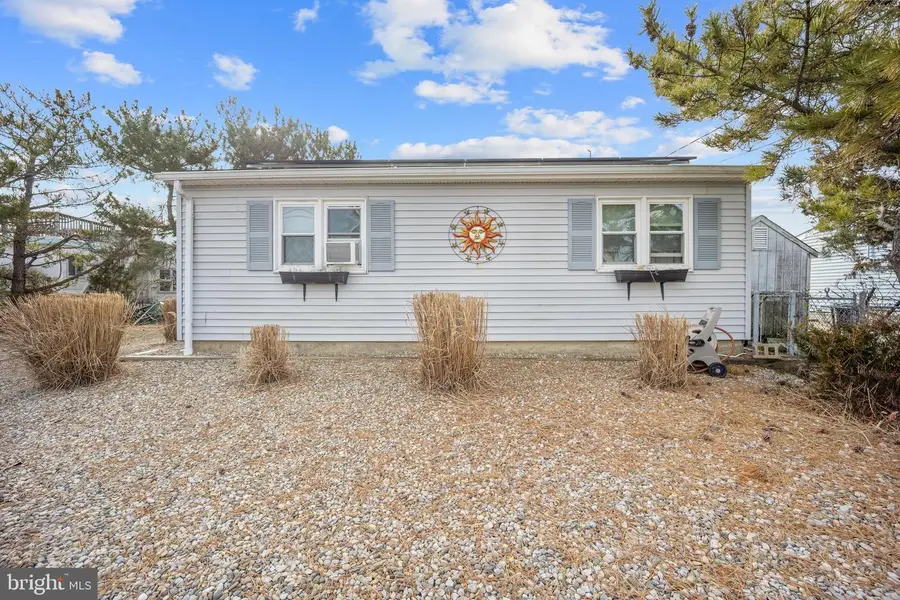 1407 Riverview Dr, Forked River, NJ 08731 - Image #2