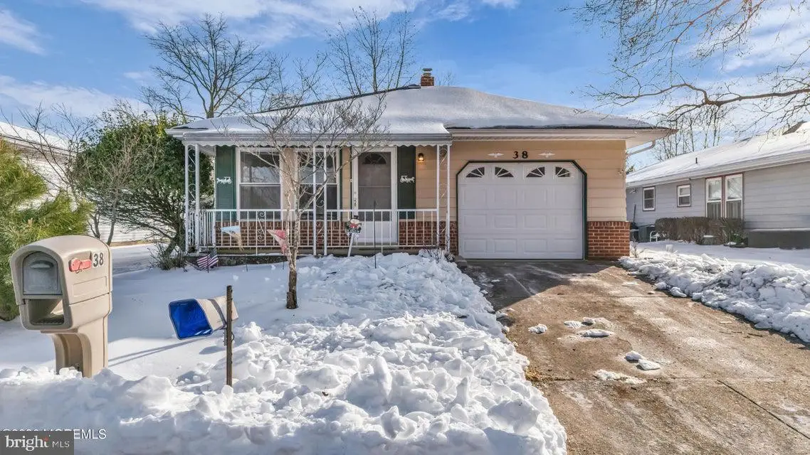 38 Roman St, Toms River, NJ 08757 - #1