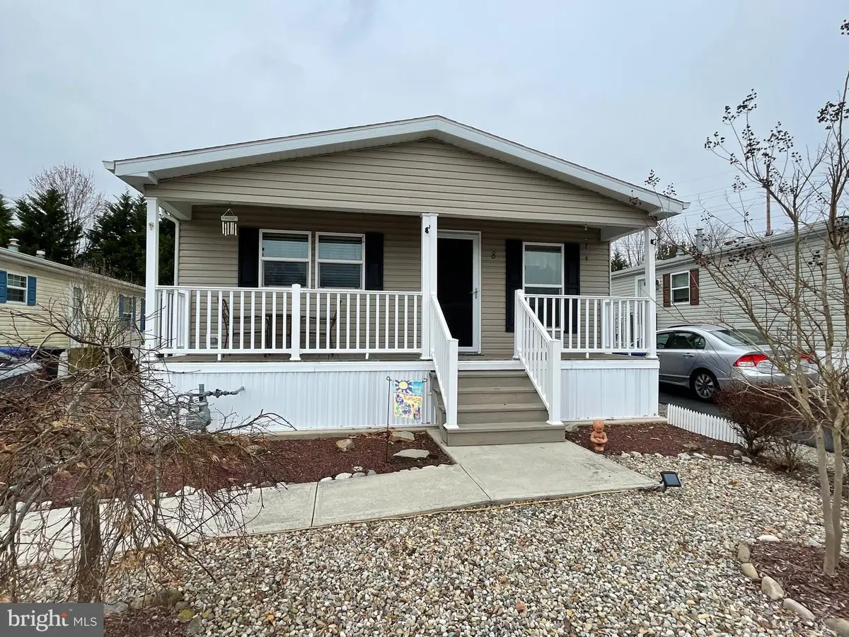 8 Baltimore Ave, Stafford Township, NJ 08050 - #1