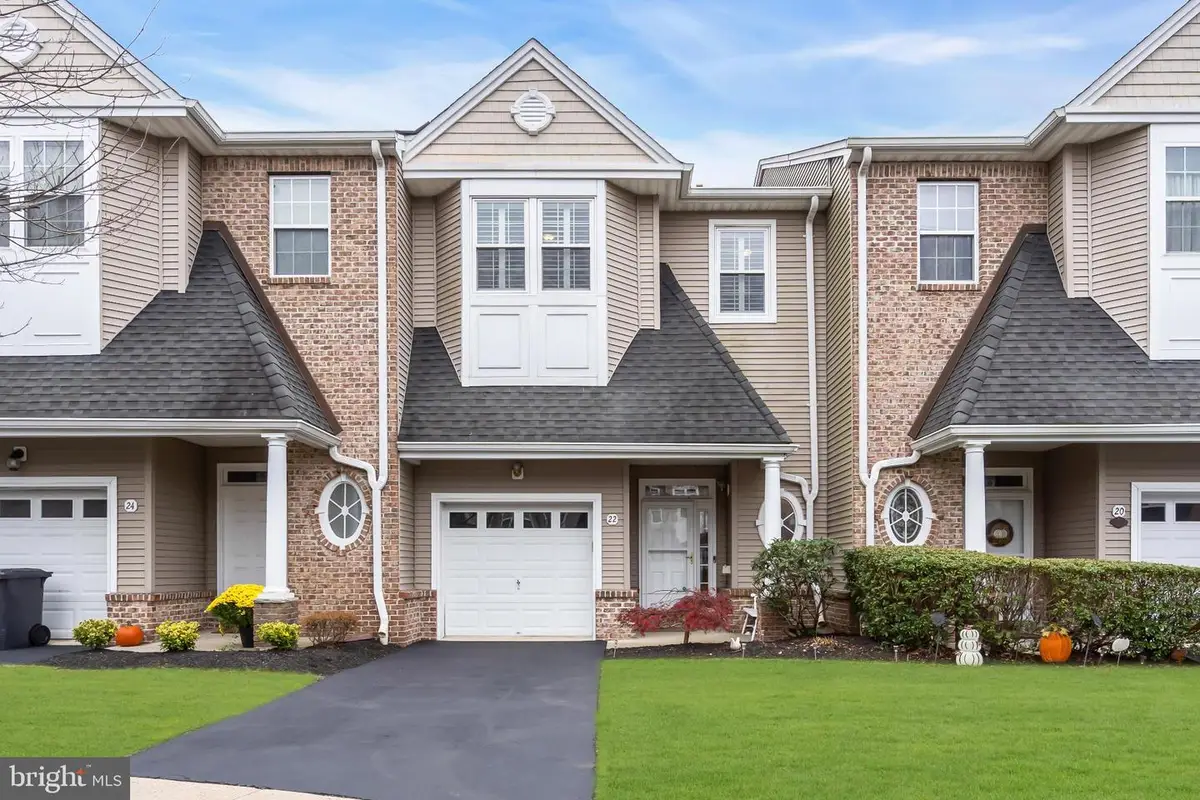 22 Island Breeze Ct, Manahawkin, NJ 08050 - #1