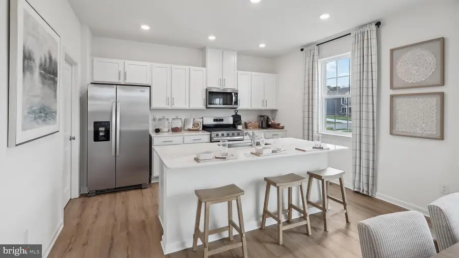 8 Half Hitch Rd, Barnegat, NJ 08005 - #2