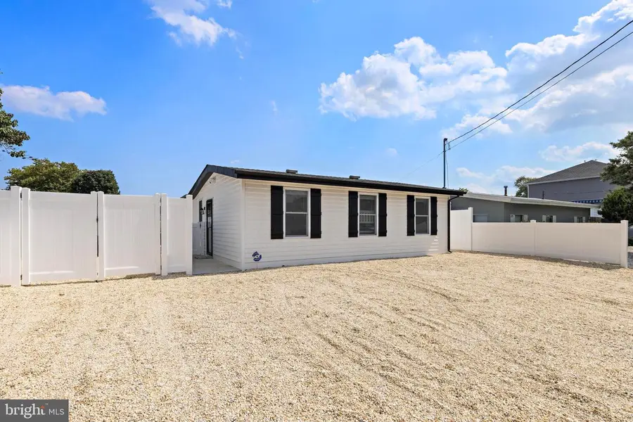 11 Charles Blvd, Beach Haven West, NJ 08050 - #2