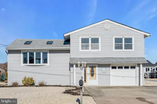 109 Englewood Ave, BARNEGAT, NJ 08005