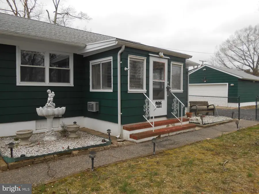 259 Station Dr, Forked River, NJ 08731 - #3