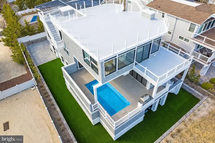 11 E 30th St, Barnegat Light, NJ 08006 - #2