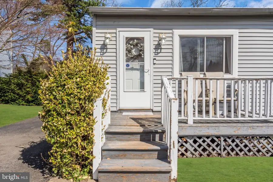 43 Kuzyk Rd, Cream Ridge, NJ 08514 - #2