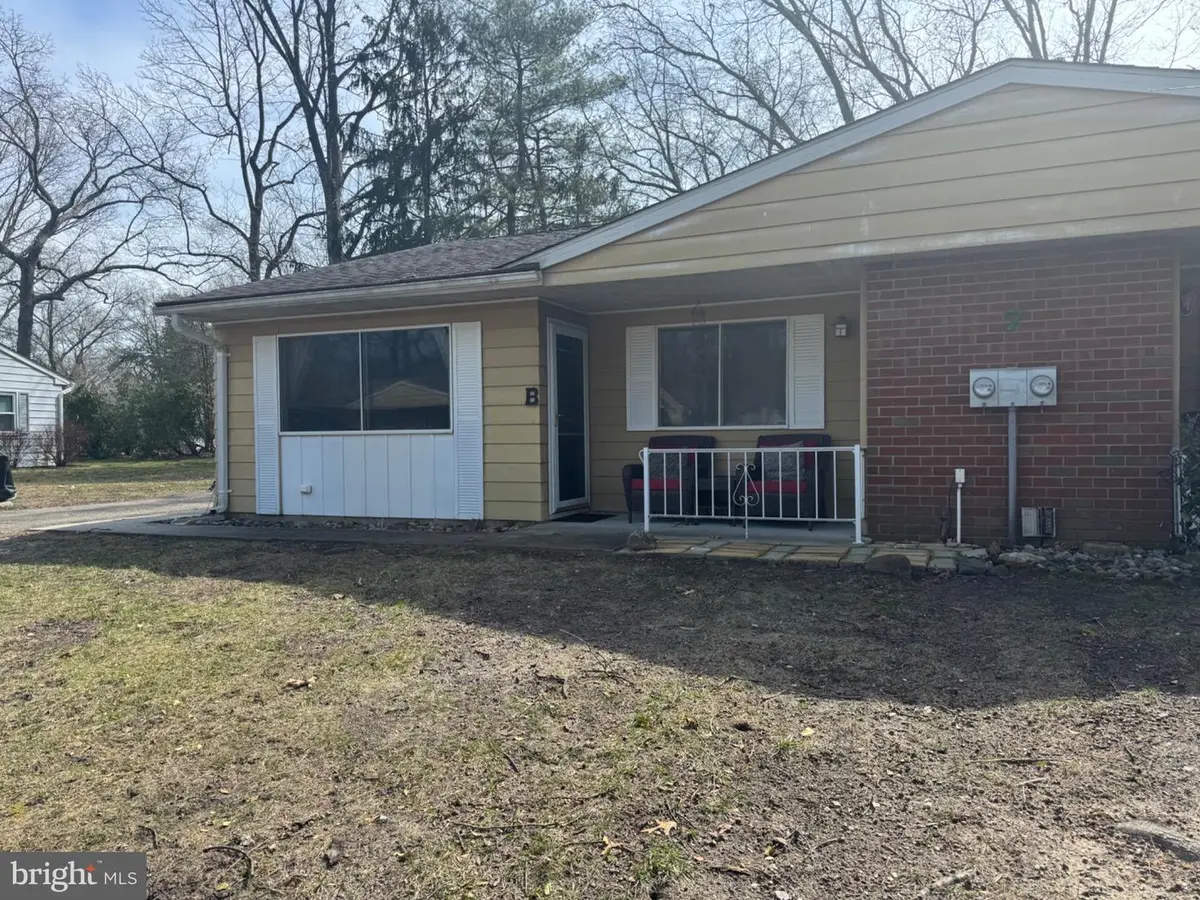 7 Rhode Island Dr #b, Manchester, NJ 08759 - #1