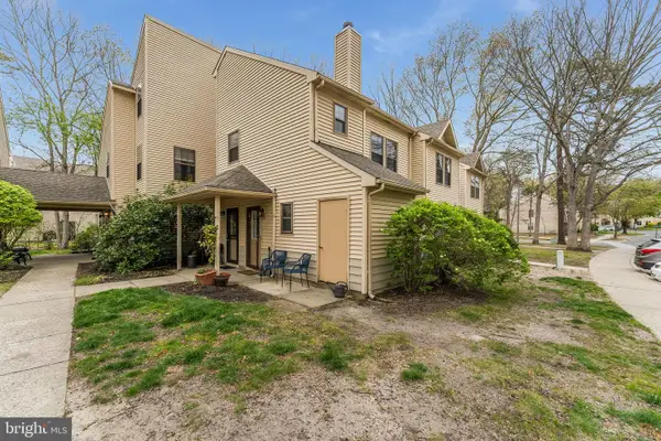 32 Azalea Cir, JACKSON, NJ 08527