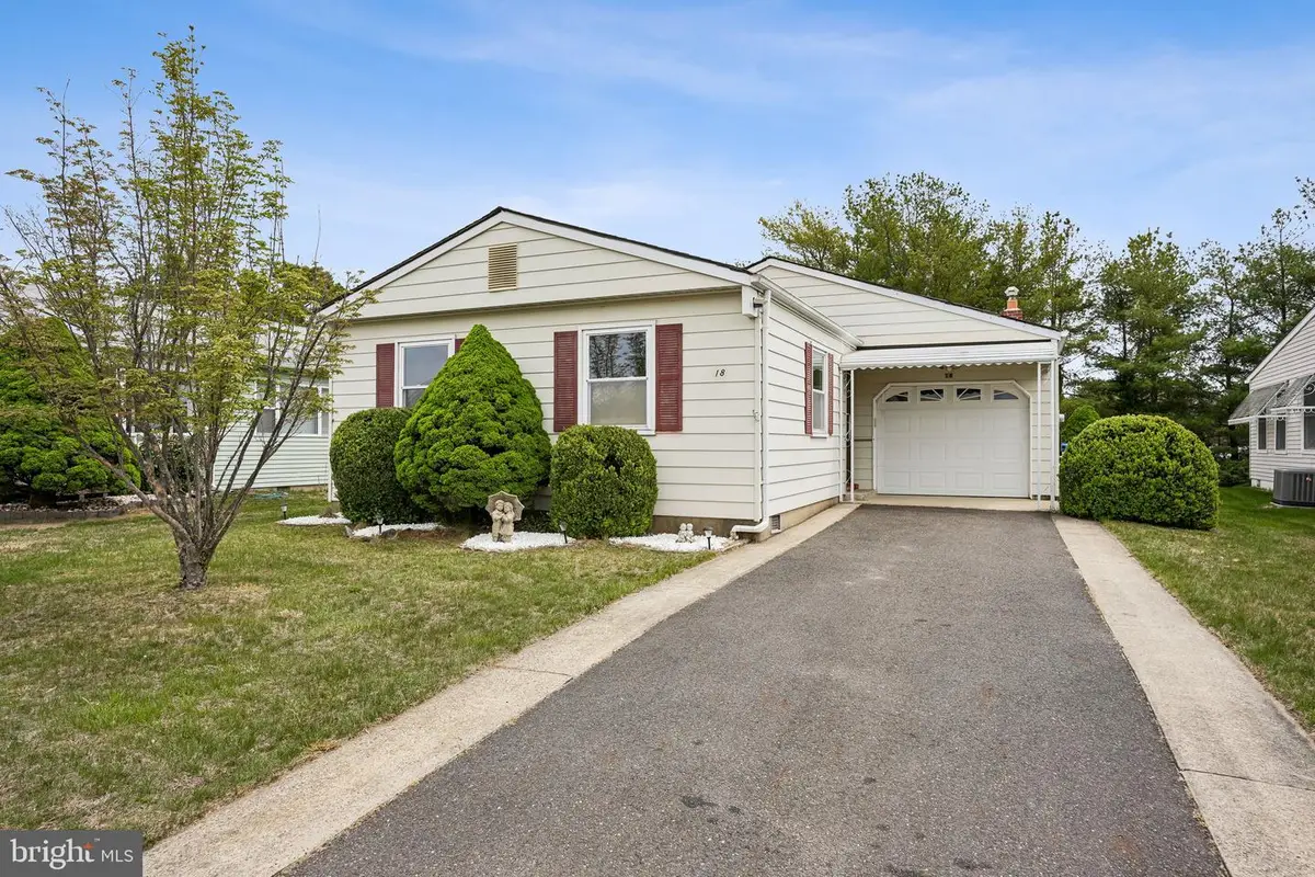 18 Pulaski Blvd, Toms River, NJ 08757 - #1