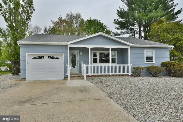 106 Hatfield Ct, TOMS RIVER, NJ 08757